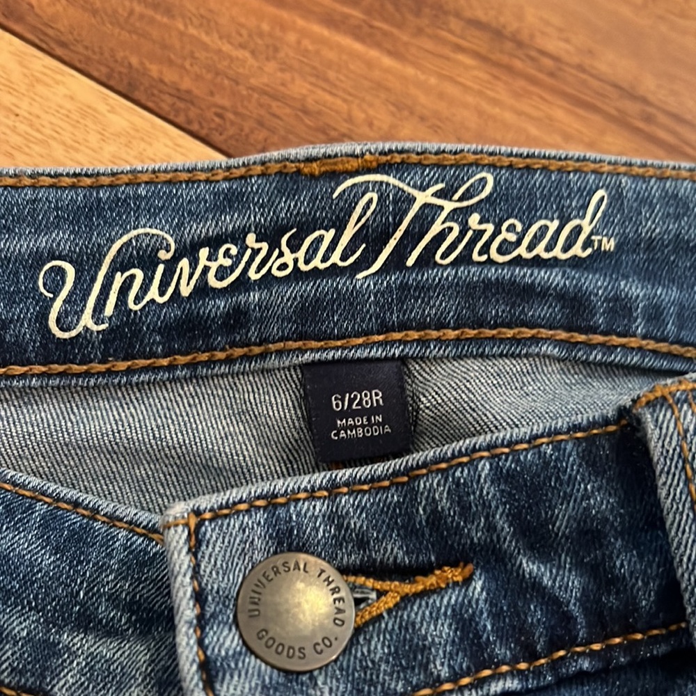 Universal Thread Destructed High Rise Skinny Jeans - Picture 5 of 8